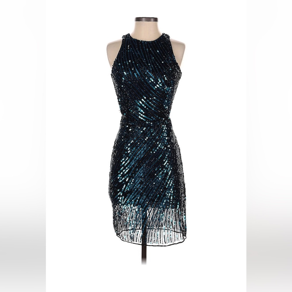 MacDuggal Sequin Knee Length Dress With Open Back Detail. Size 4